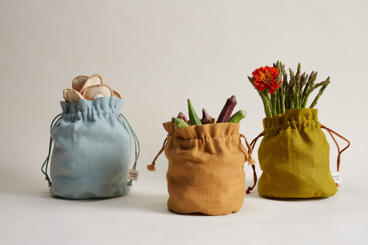 Linen pieces at rest